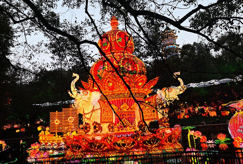 自贡彩灯，彩灯制作，