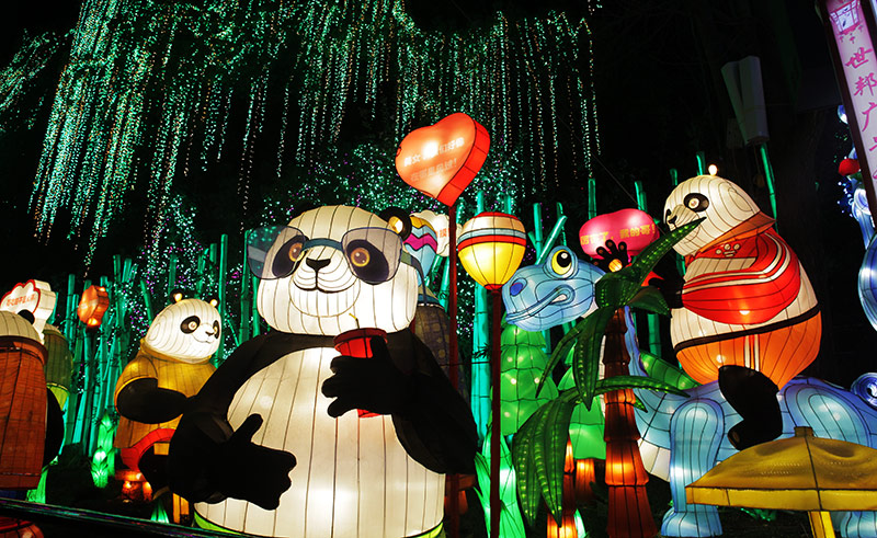 熊猫花灯定制，花灯定制， 