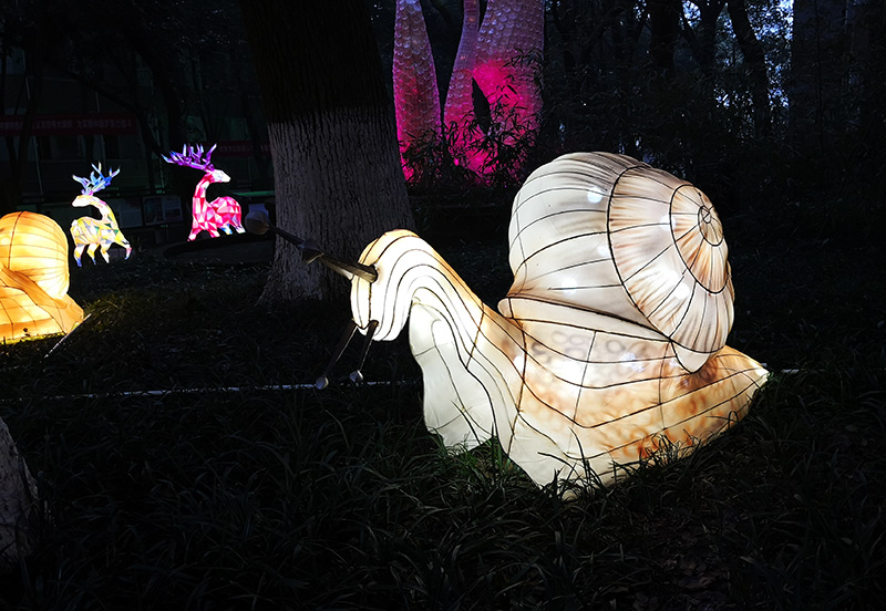 蜗牛花灯制作，昆虫花灯，