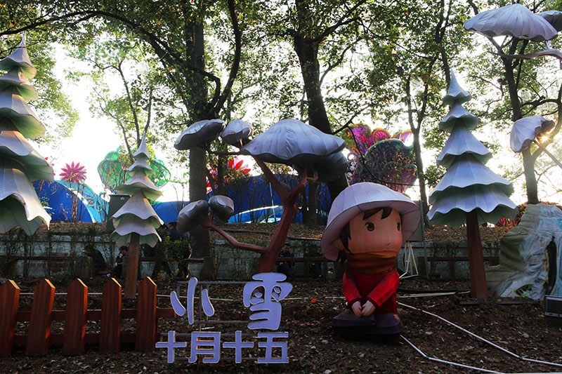 河南春节彩灯,彩灯制作，