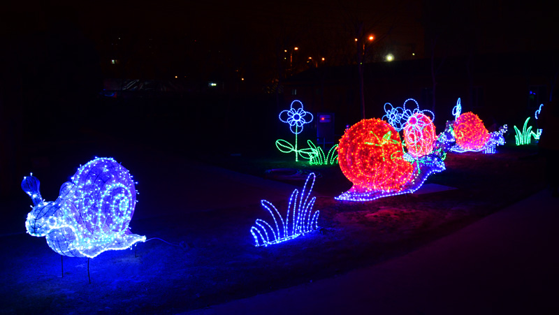 自贡彩灯制作，春节花灯，蜗牛彩灯，自贡彩灯，小品花灯，彩灯设计，传统彩灯定制